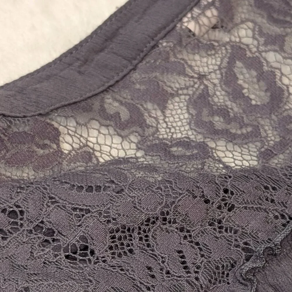Knox Rose Gray Lace Blouse - Picture 8 of 8